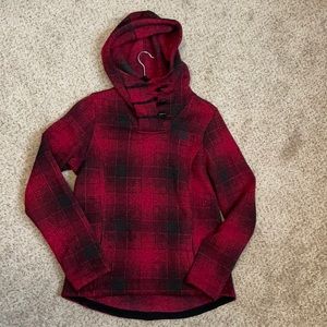 North Face women’s pull over size small